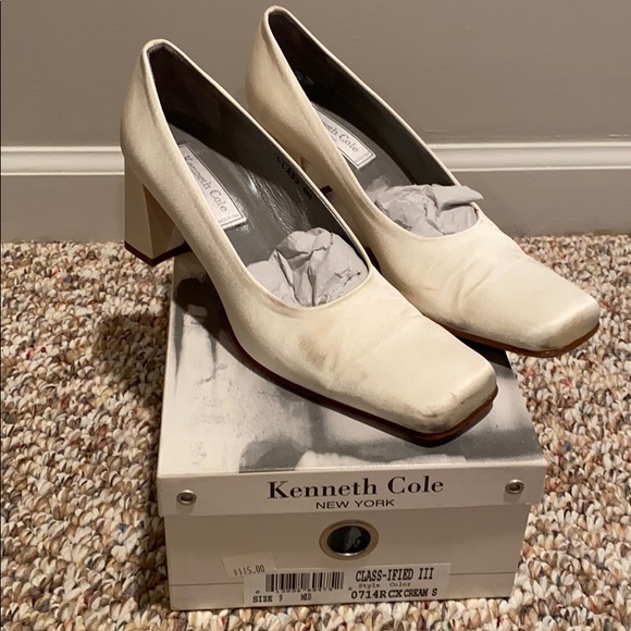 Kenneth Cole Shoes | Vintage Kenneth Cole Wedding Shoesheels Size 9 | Color: Cream | Size: 9 | Resqme723's Closet